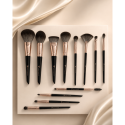IRIS SPECIAL COLLECTION MAKE-UP BRUSHES KIT